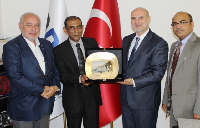 Ambassador Kulshreshth with President, DEIK (3rd July, 2015) 