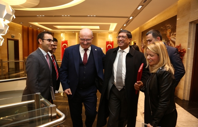 Ambassador of India to Turkey, Mr. Sanjay Bhattacharyya paid a visit to the Ankara Chamber of Commerce (ATO) on Dec 05, 2018.