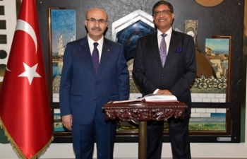 Visit of Indian Ambassador Sanjay Bhattacharyya to Governor Demirta&amp