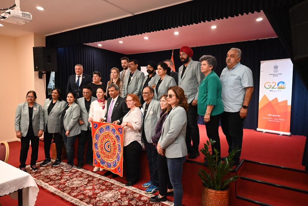 Rotary Club Exchange from India and Türkiye paid a courtesy call on Ambassador Virander Paul