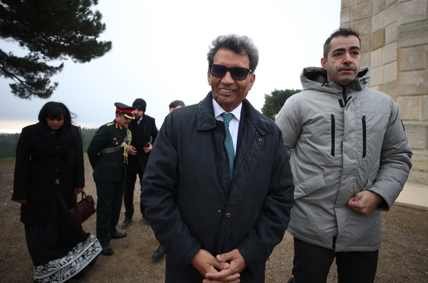 Hindistan'ın Ankara Büyükelçisi Virander Paul'den Tarihi Gelibolu Yarımadası'na ziyaret