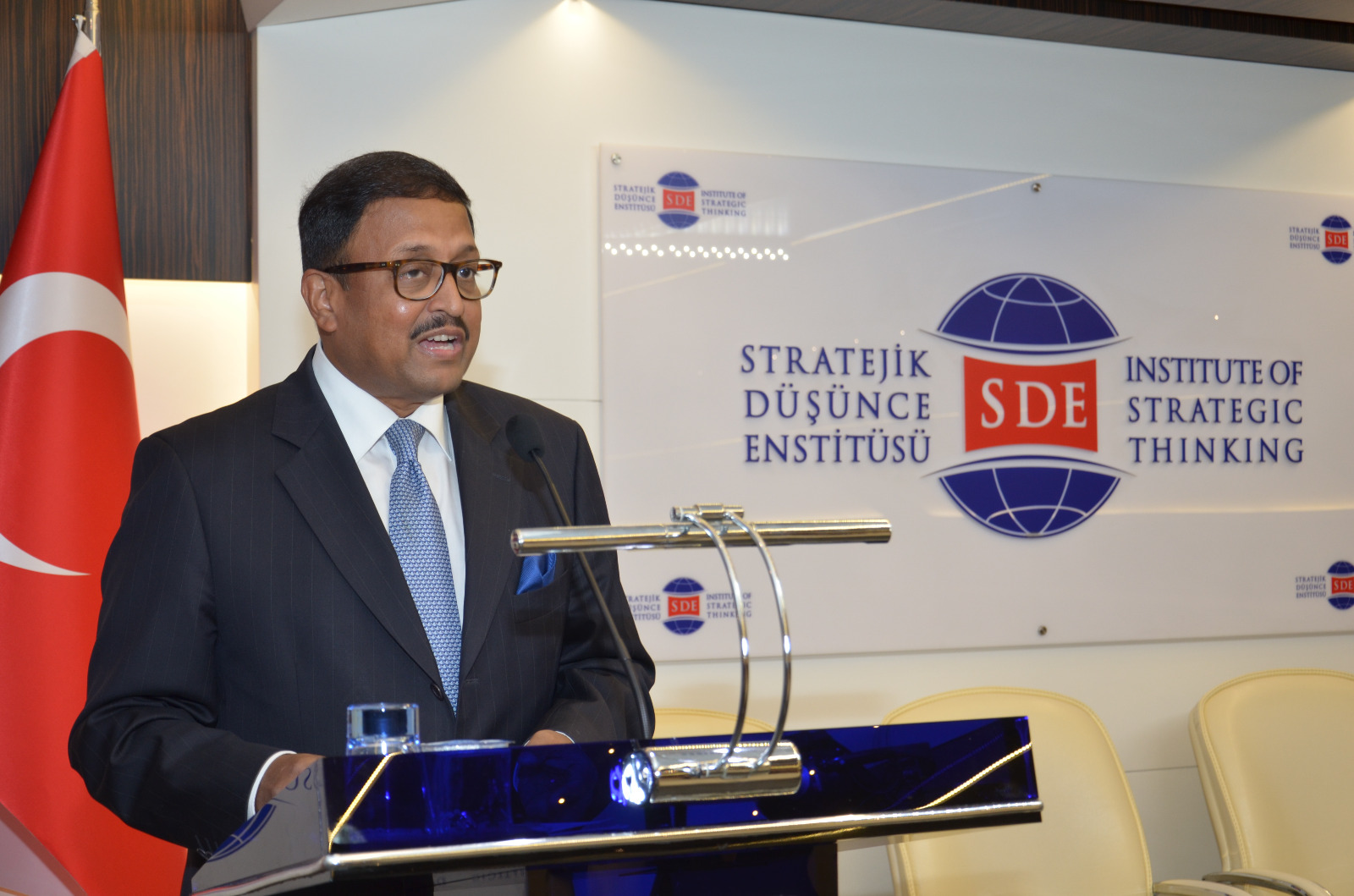 Ambassador's Interaction with Think Tank Institute of Strategic Thinking on June 28, 2021