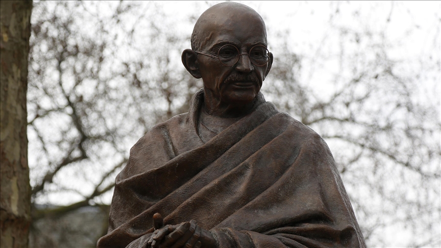 India celebrates 153rd birth anniversary of Gandhi